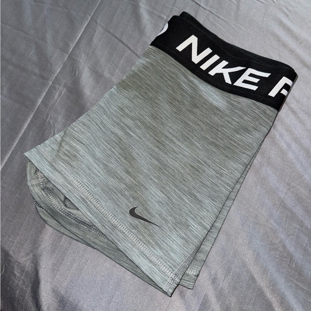 Nike Pro Dri Fit Shorts Size Medium